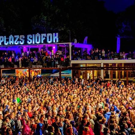 Appartamento Lido di SIÓFOK - ARANYPART - MINDEN 1 PERCRE! Esterno foto